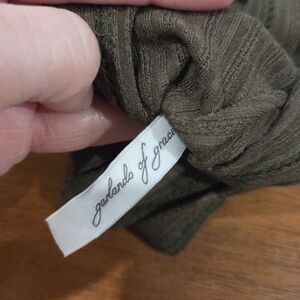 Green Garlands Of Grace Head Covering